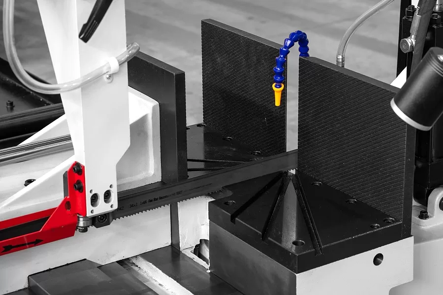 Гидравлический ленточнопильный станок Stalex BS460G-JC SERVO