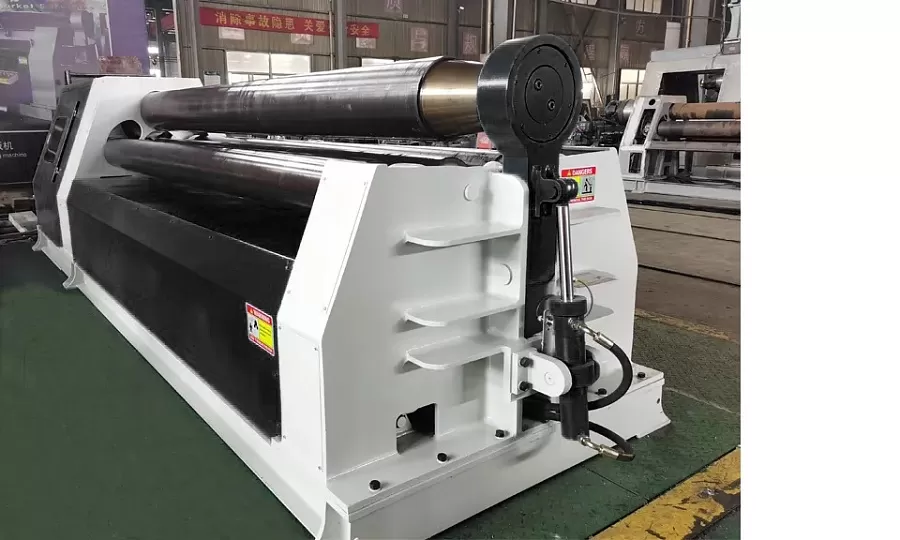 Четырехвалковый гидравлический вальцовочный станок STALEX W12-16x2500