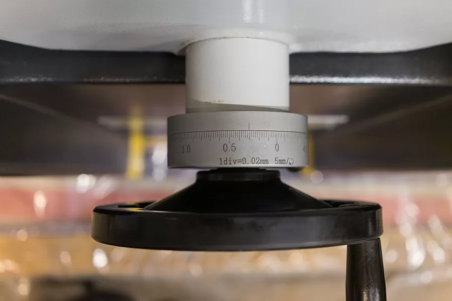 Плоскошлифовальный станок STALEX M818