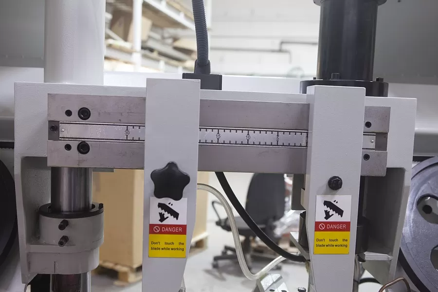 Станок полуавтоматический двухколонный Stalex TBK-4228