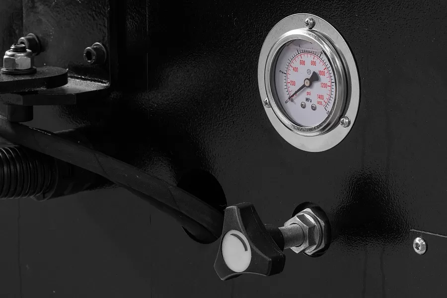 Гидравлический ленточнопильный станок Stalex BS460G-JC SERVO